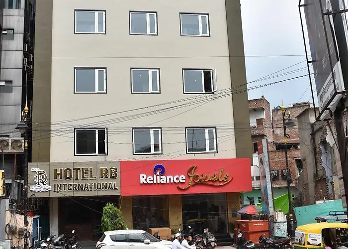 Hotel R B International Varanasi