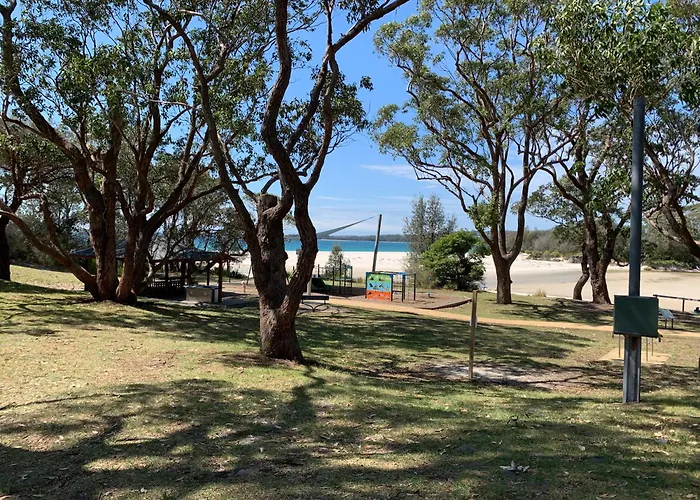 Huskisson Beach Escape