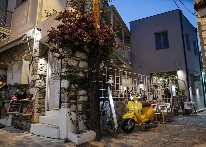 Bed and Breakfast L Anima Skiathos-Stadt