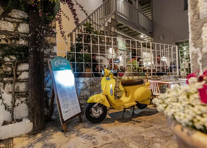 Bed and Breakfast L Anima Skiathos-Stadt