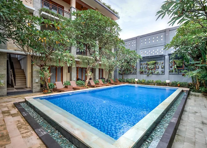 D Sarian Seminyak Hotel