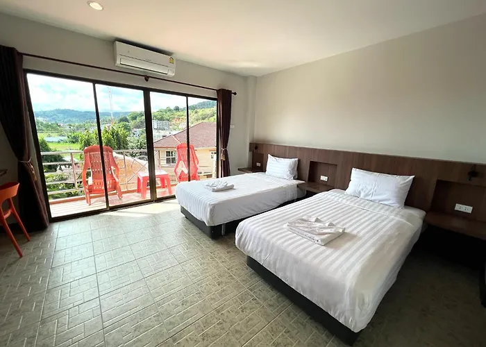 My Friend'S House Karon Hotel
