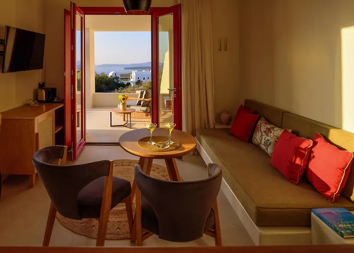 Potnia Theron Suites Akrotírion