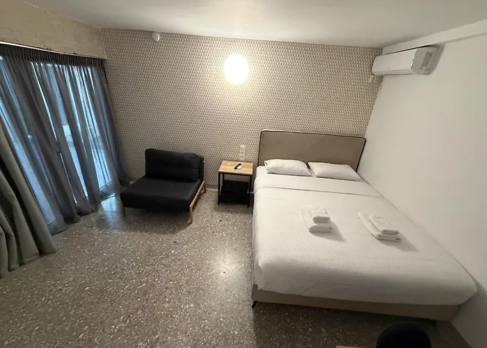 Athensdot Hotel