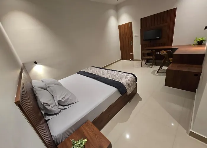 Karippals Inn Kottayam