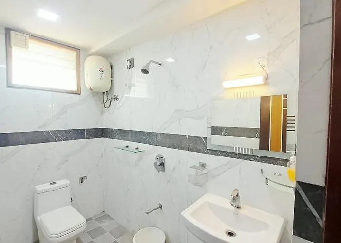 Hotel Grand Meridian By Go2 Hotels & Resorts Ambur