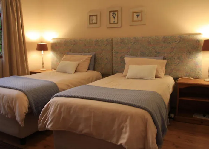 Wine Route 44 Guesthouse Somerset West