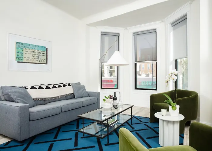 The Neighborhood Hotel Lincoln Park Chicago