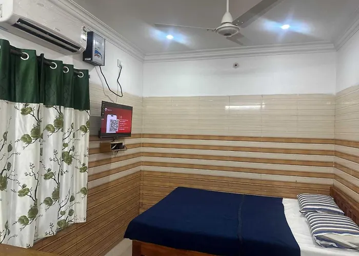 Hotel O Sgrt Residency Vellore
