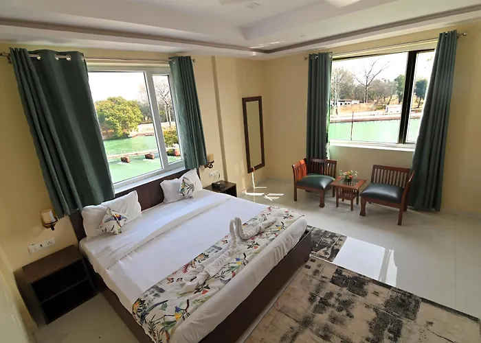 Jaswinder Bhawan - By The Ganges Hotel Haridwar