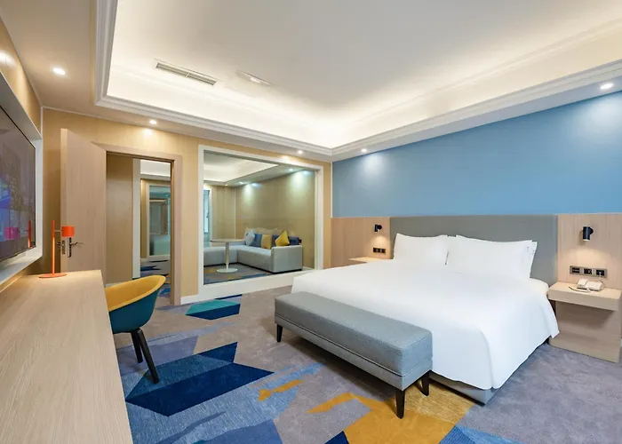 Holiday Inn Express Chengdu Tianfu Square By Ihg