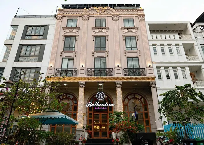 BALLANTINE HOTEL Phu My Hung- SECC TP. Hồ Chí Minh