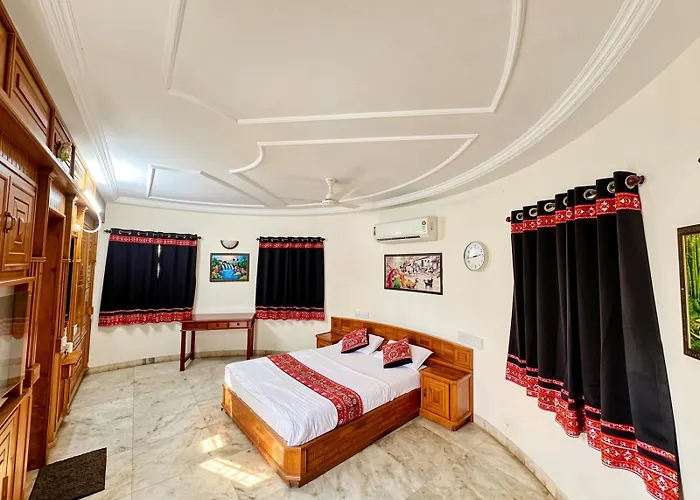 Stay Guru Resort Farm Villa Bhuj