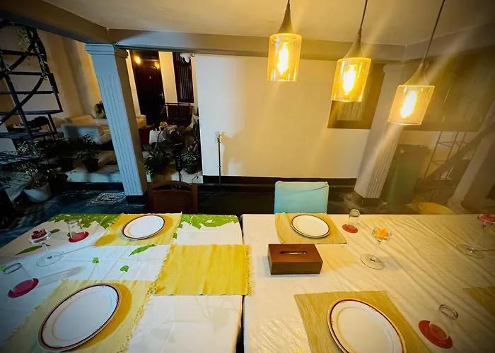 Sea Breeze Guest House Negombo Beach & Airport