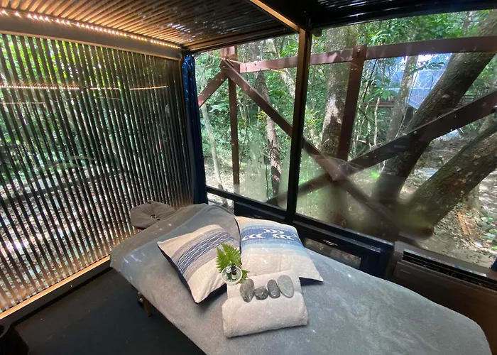 Treeful Treehouse Sustainable Resort Okinawa Nago