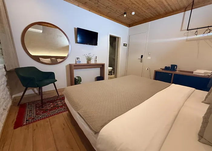 The Stone Sky Hotel Gjirokastër