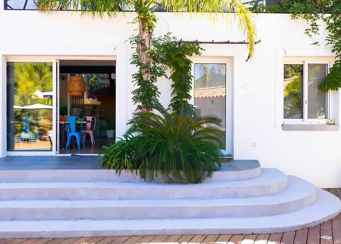 Villa Holistika : Bed And Breakfast / Pool / Air Conditioning/ Mont Faron Toulon