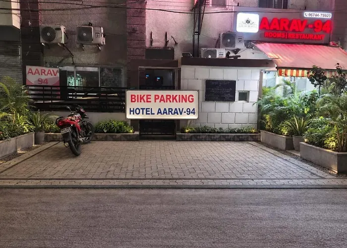 Hotel Aarav 94 Indore