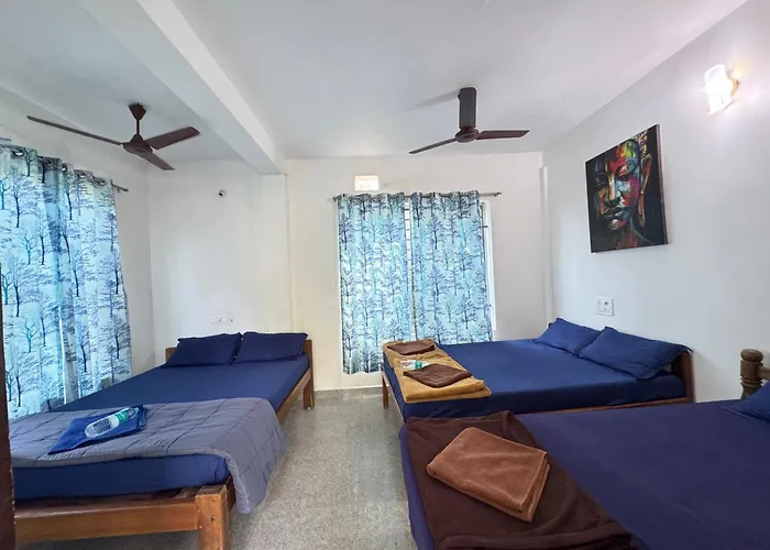 Surya Cafe And Stay Sea View Gokarna 