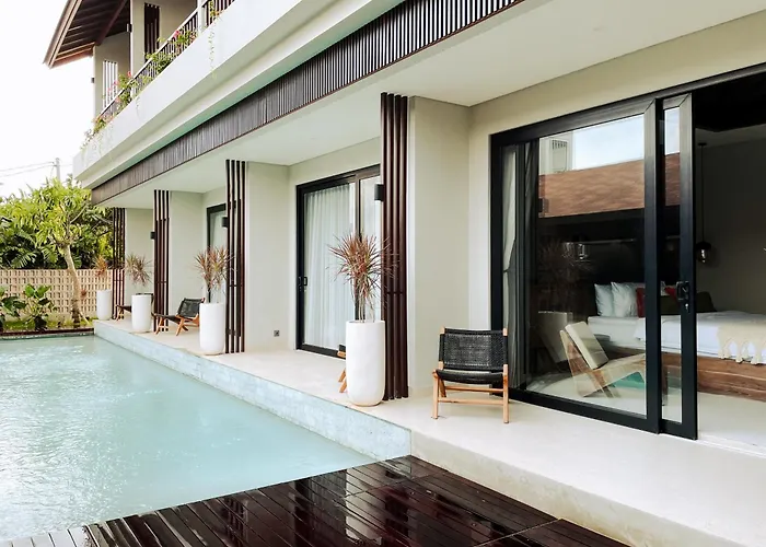 Luna Ola Villa Berawa Canggu