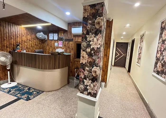 Hotel Mangal Murti Varanasi