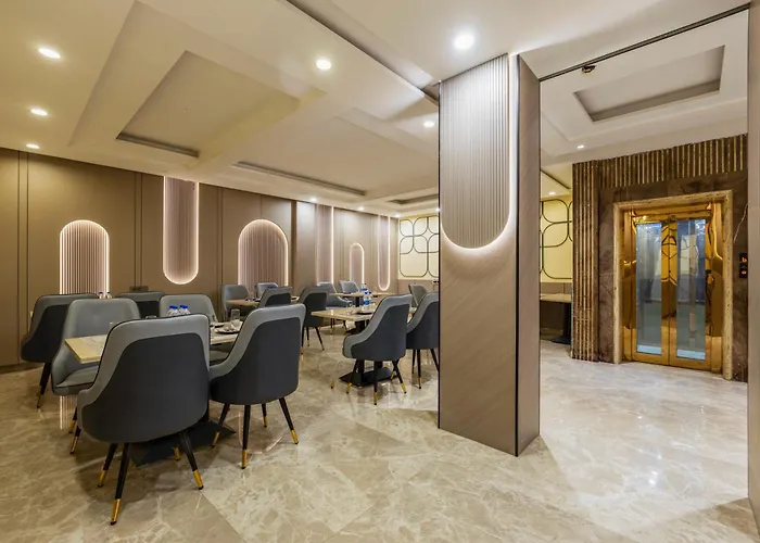 The Vanson Pride - Premier Stay & Luxury Restaurant New Delhi
