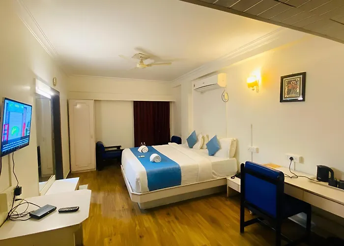 Hotel Crown Ahmedabad