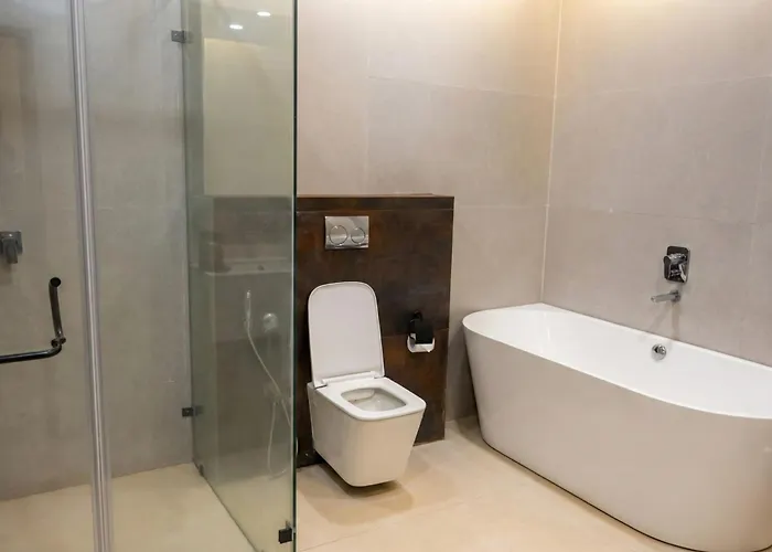 Aquila Grand Suites - Noida Sector 136