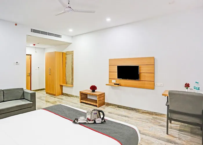 Townhouse Super Two Premium Hotel Varanasi