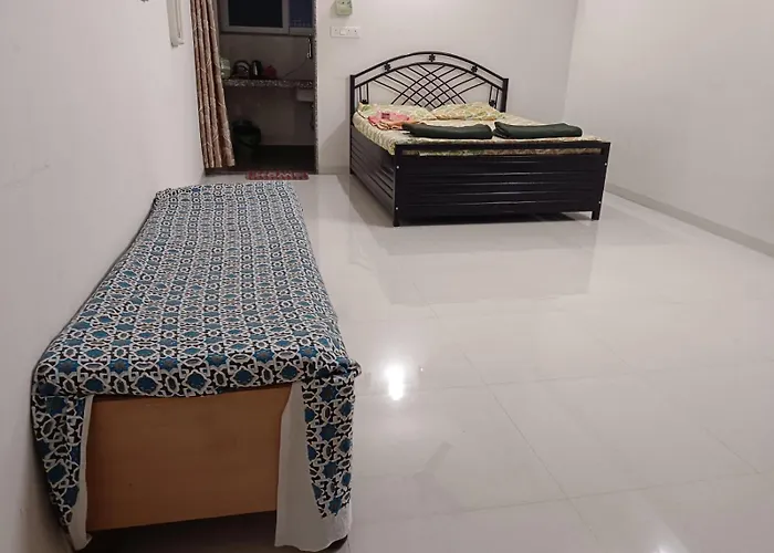 Malhar Home Stay Nashik