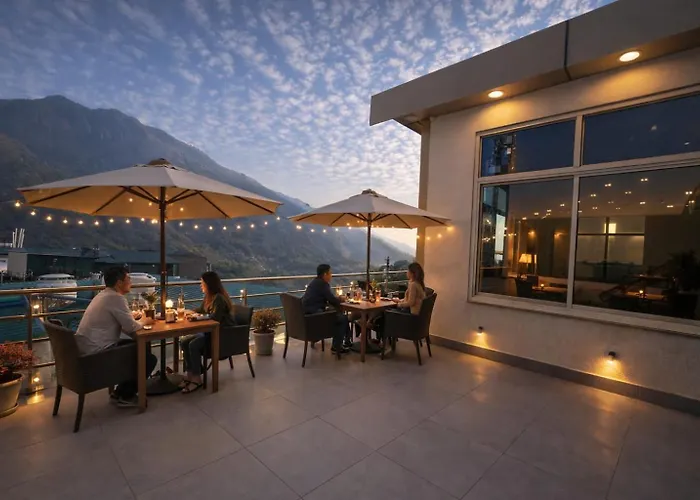 Sitara Premium Hotel Dhakad Gold, Near Lakshman Jhula Rishikesh