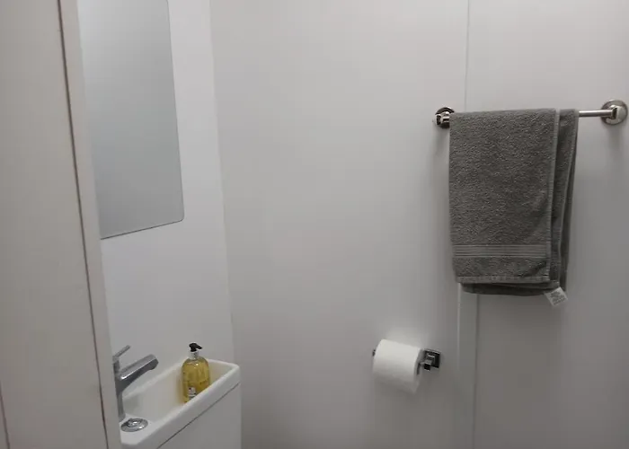 Central En-Suite Room, Wifi, Kitchen And Laundry Access - Room 5 Ipswich