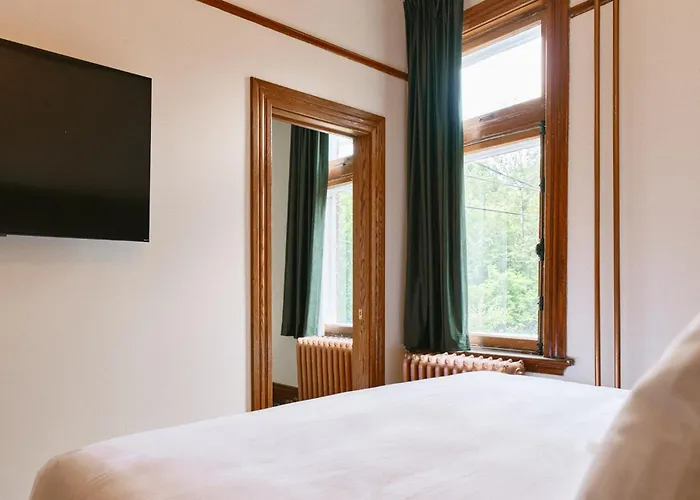 Hôtel Château Cran Chaud Chicoutimi