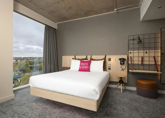 Moxy Dublin Docklands Hotel