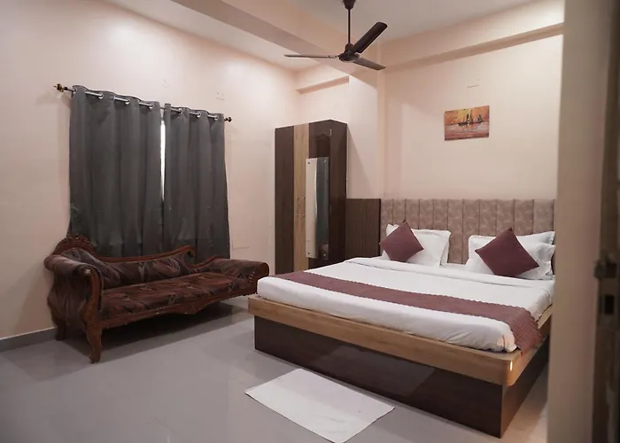 Hotel Shree Vinayak Palace Deoghar