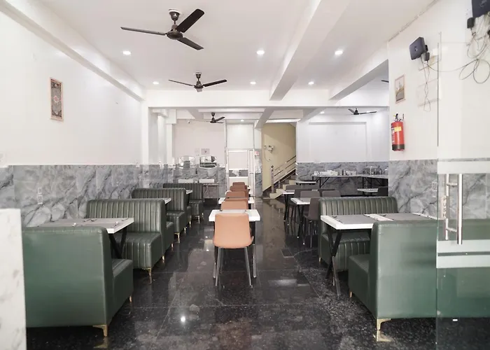 Hotel Shree Vinayak Palace Deoghar