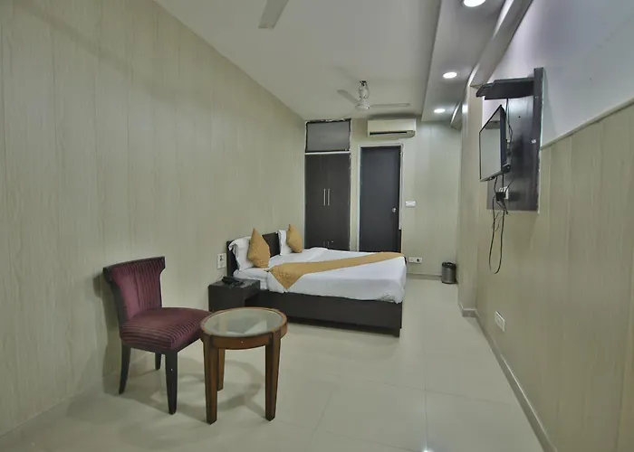 Hotel Aravali Residency Near Ilbs, Vasant Kunj New Delhi