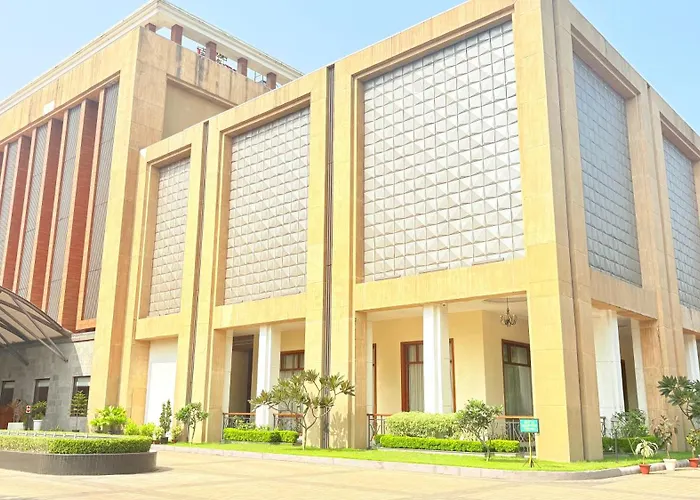 Jajati Courtyard Hotel Jajpur Road