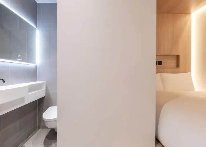 Zedwell Underground Hotel Park Lane London