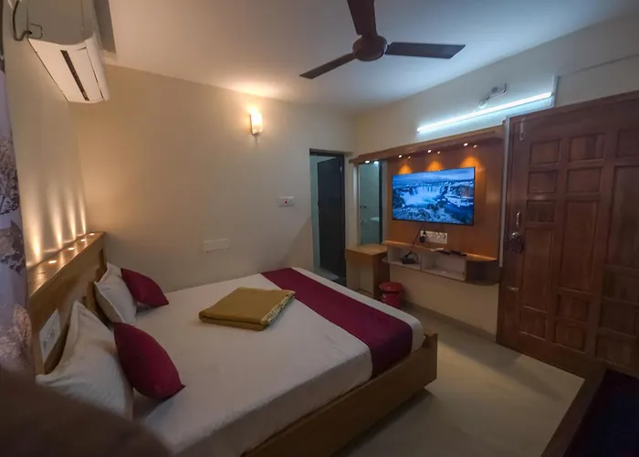 Velu Residency Hotel Theni
