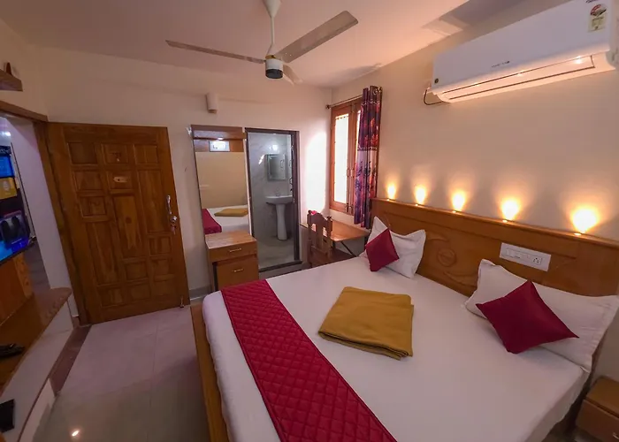 Velu Residency Hotel Theni