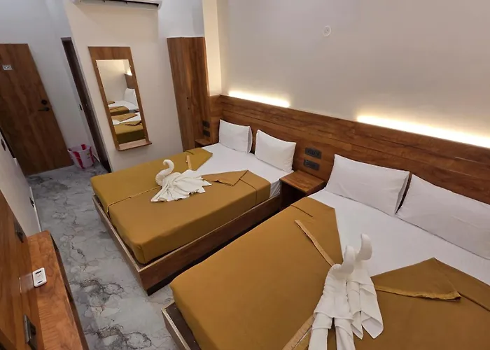 Hotel Ponrayar Tiruvannamalai