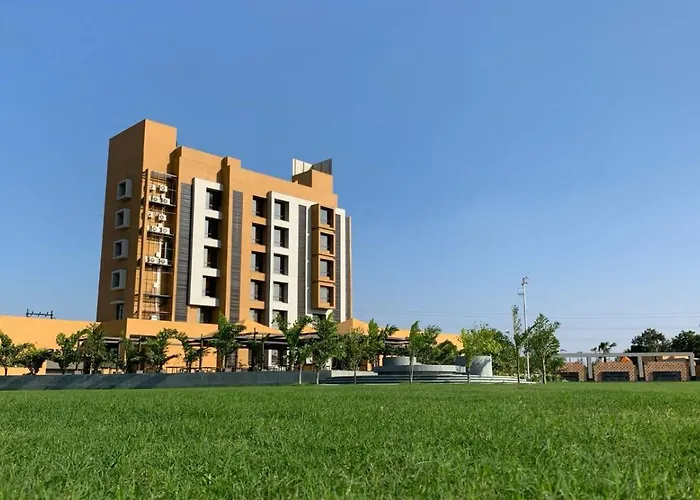 The Royal Retreat Hotel Rajkot