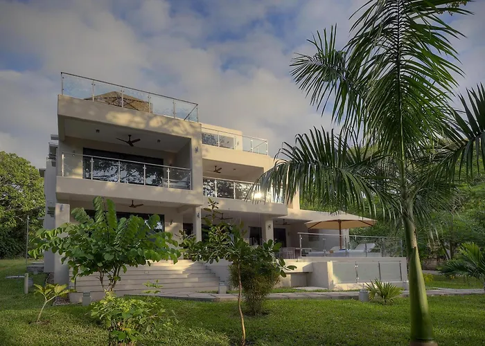 Almanara Luxury Boutique Hotel Diani Beach