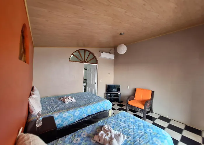 Hotel Rancho Infinito El Cuco