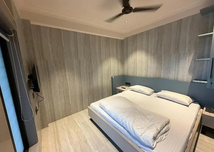 Hotel Rajjog Mumbai
