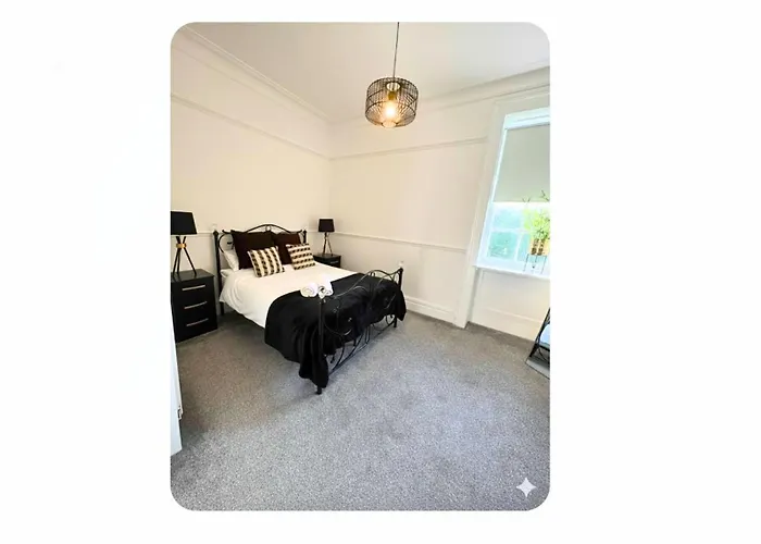 Manor Park Country House Swansea