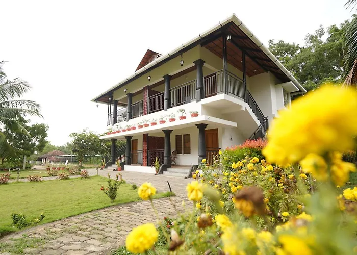 Mango Village Resort Kollengode