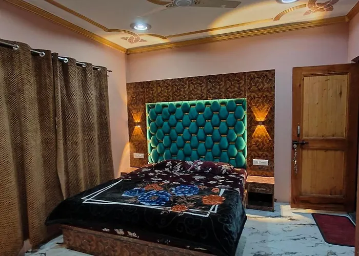 The Sapphire Retreat Hotel Srinagar 