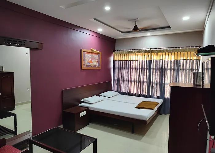 Chandragiri Inn Kalpetta